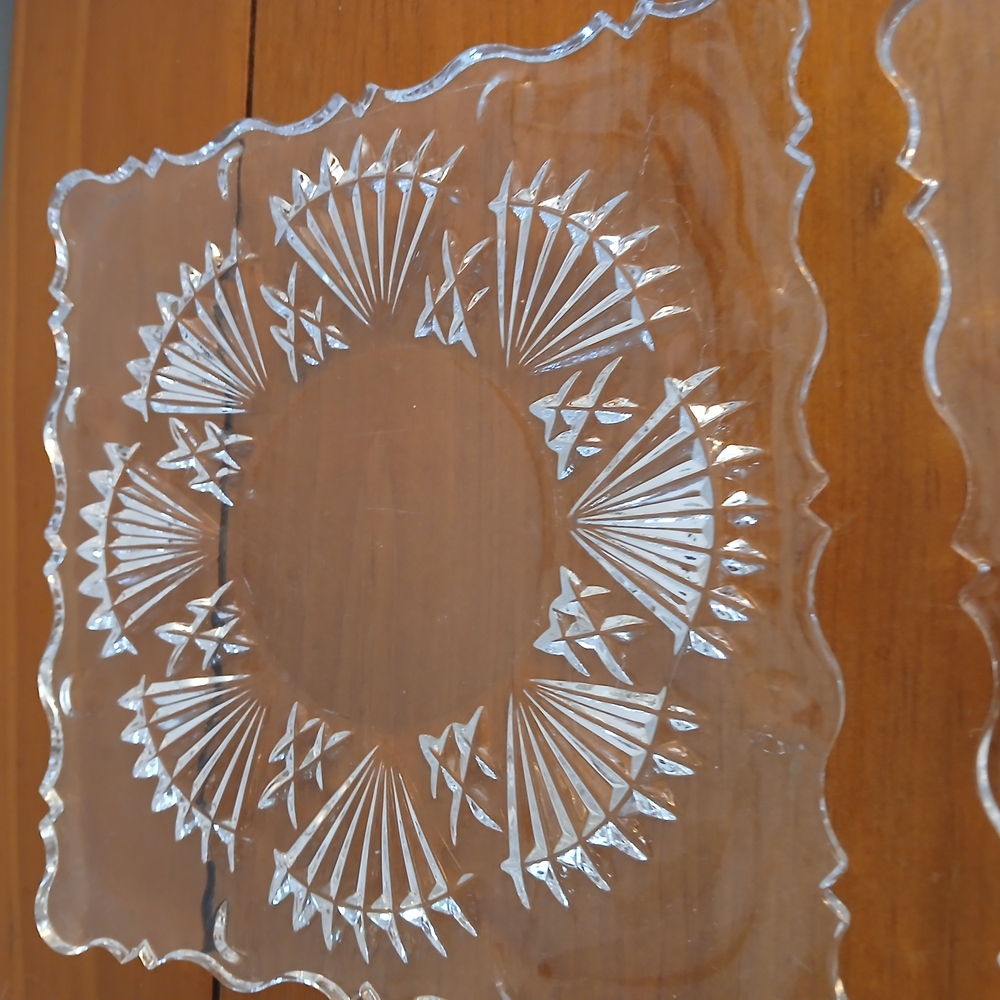 Intricate Clear Glass Square Plate